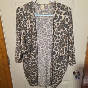 Nwot Women's 7th Ray Big Cat Leopard Print Cardigan Sz M